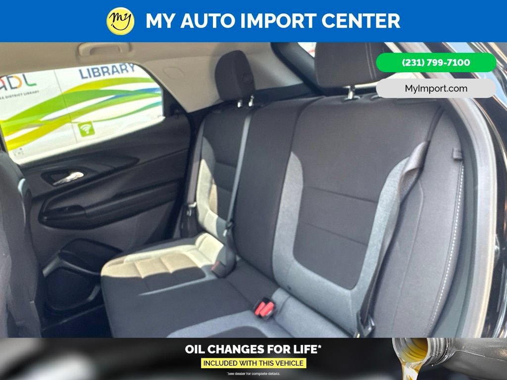 Used 2025 Chevrolet TrailBlazer LT AWD/4WD image 24