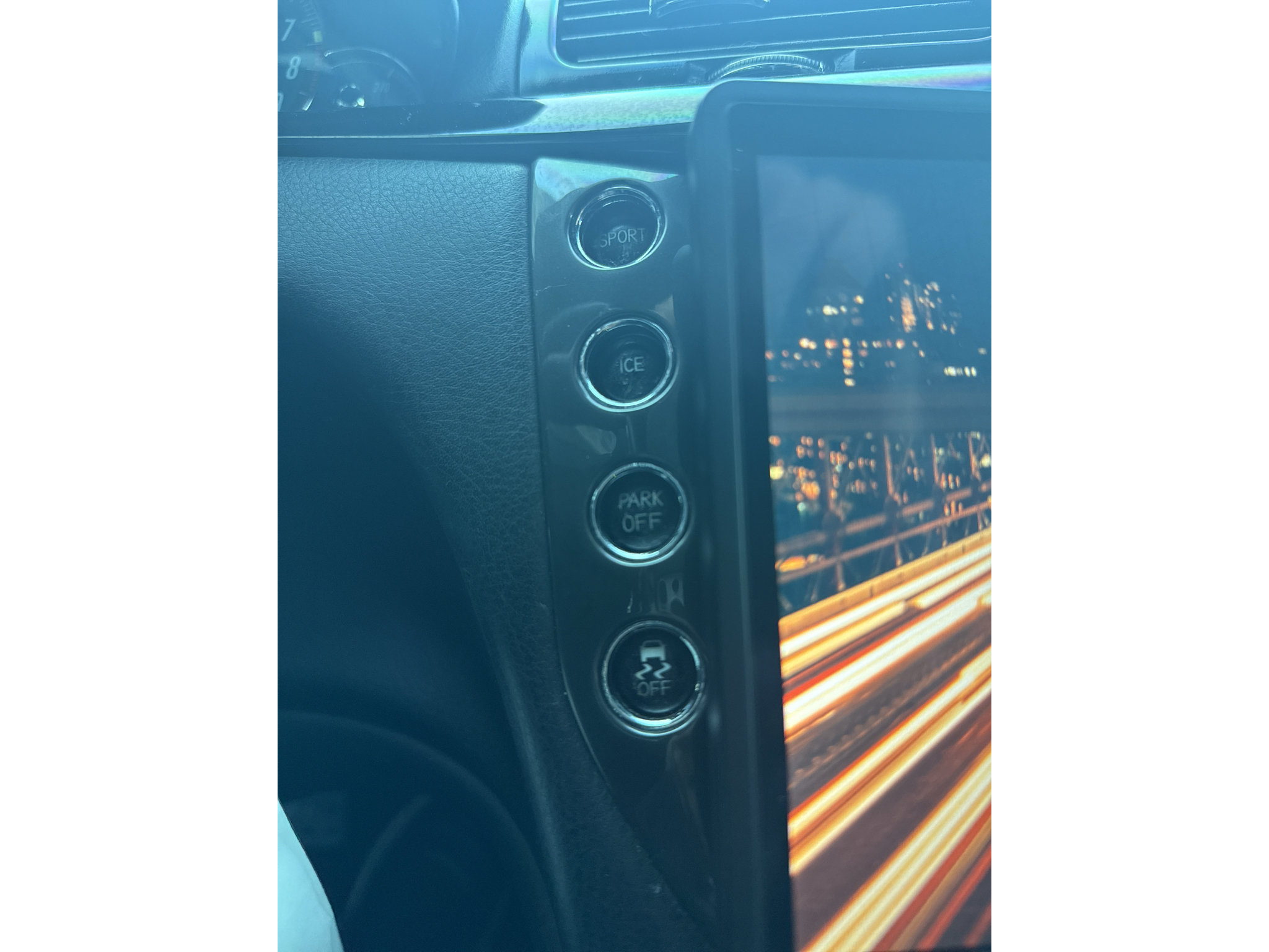 Used 2016 Maserati GranTurismo Sport RWD image 27