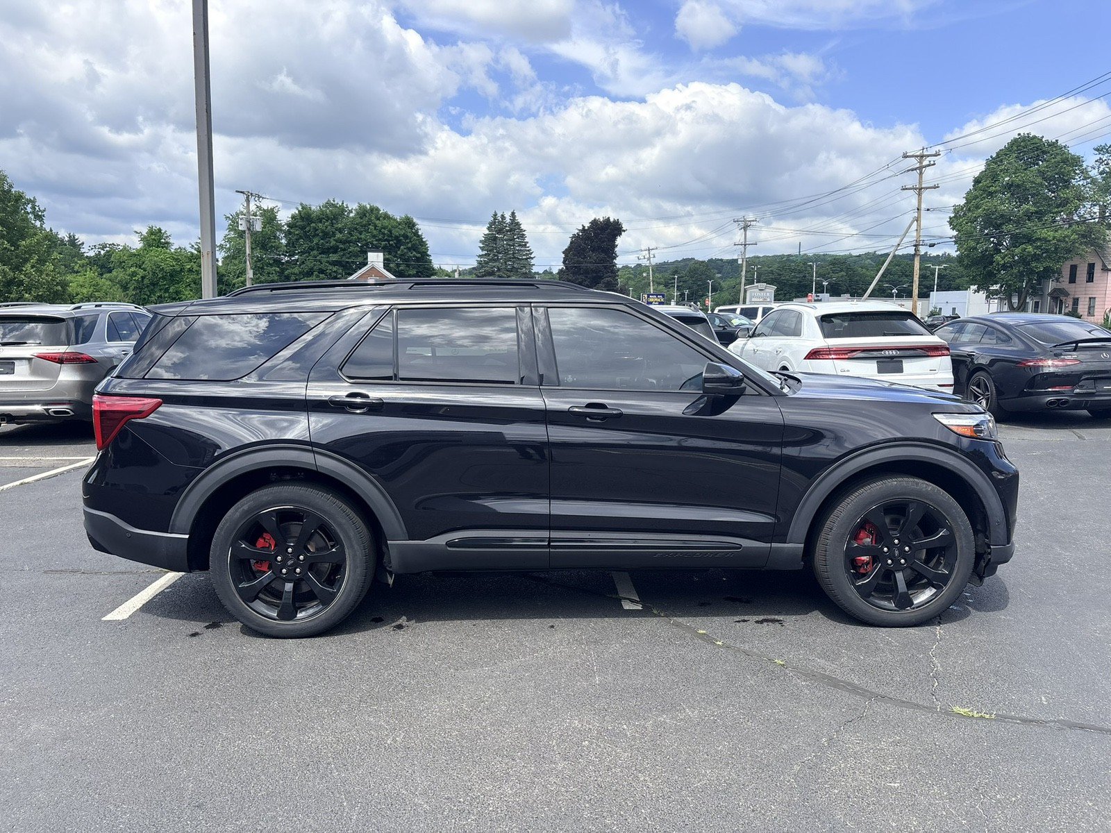 Used 2020 Ford Explorer ST w/ ST High-Performance Pack AWD/4WD image 4