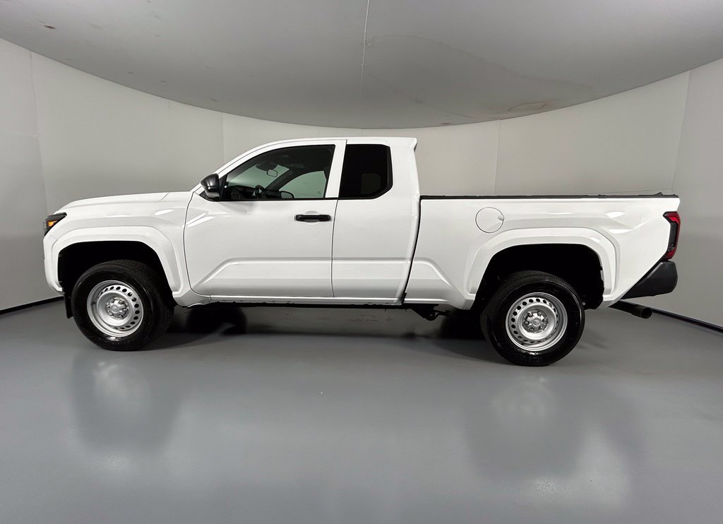 Used 2025 Toyota Tacoma SR RWD image 4