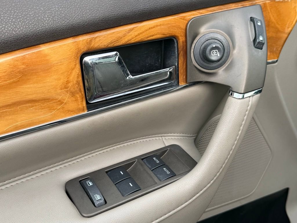 Used 2015 Lincoln MKX AWD w/ Equipment Group 102A image 13