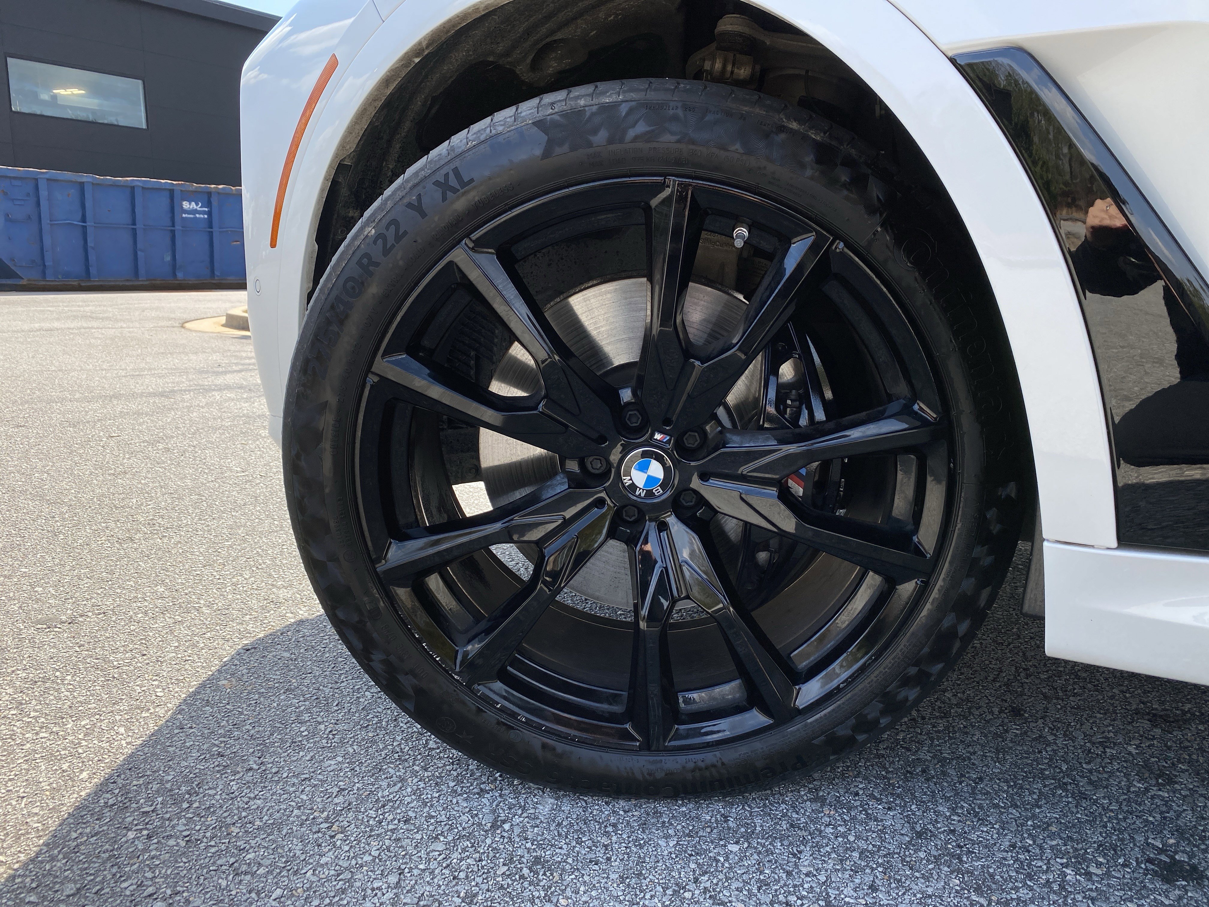 Used 2024 BMW X7 M60i w/ Executive Package image 18