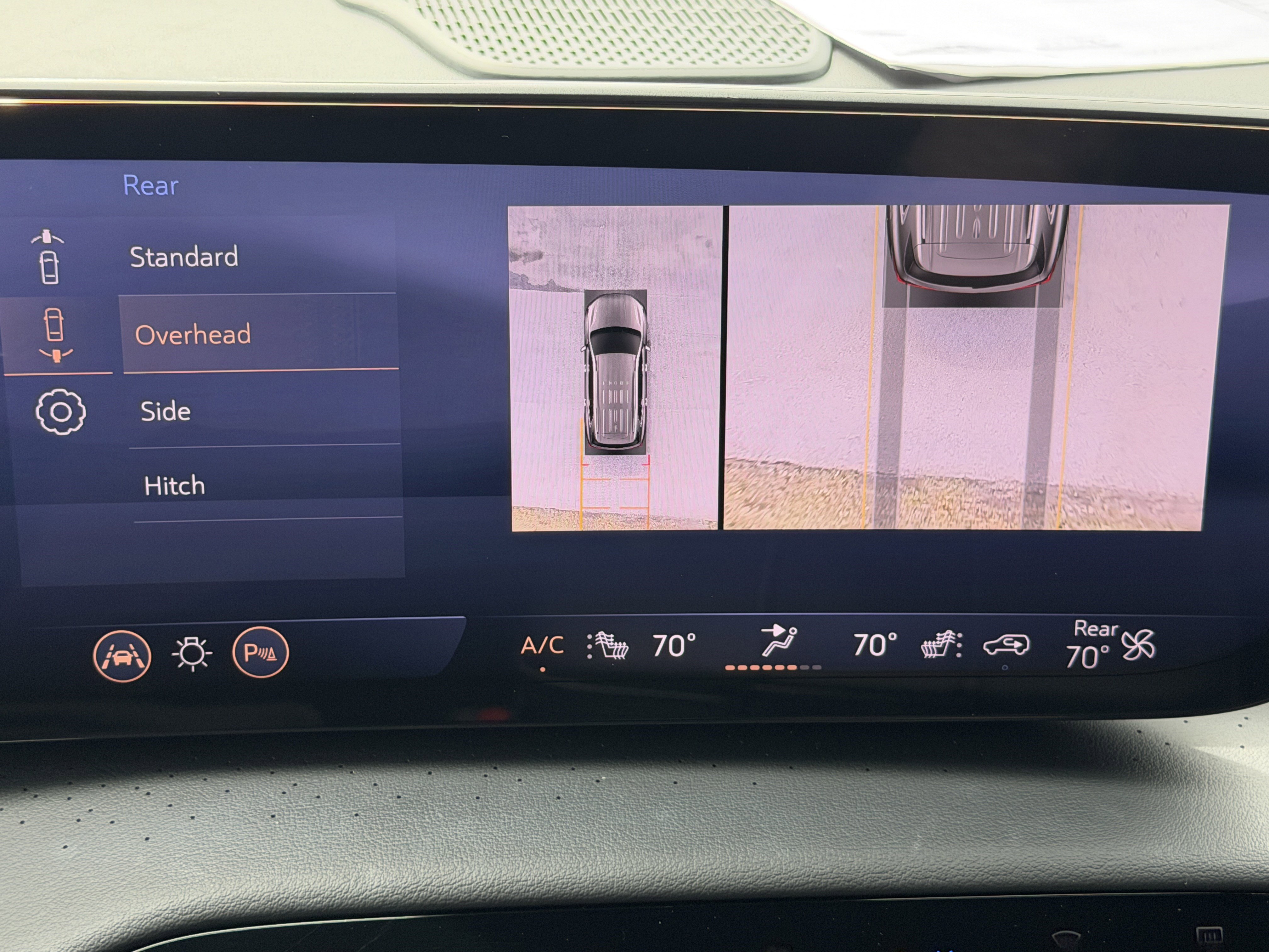 Used 2025 Buick Enclave Avenir w/ Super Cruise Package FWD image 31