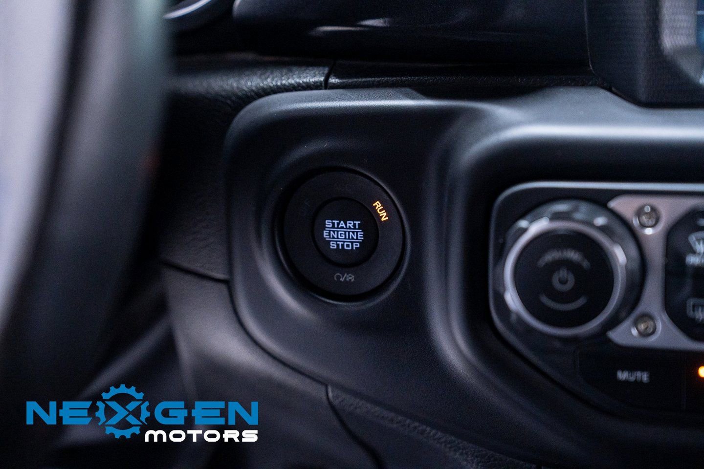 Used 2023 Jeep Wrangler Unlimited Rubicon 392 w/ Xtreme Recon 35" Tire Package image 18