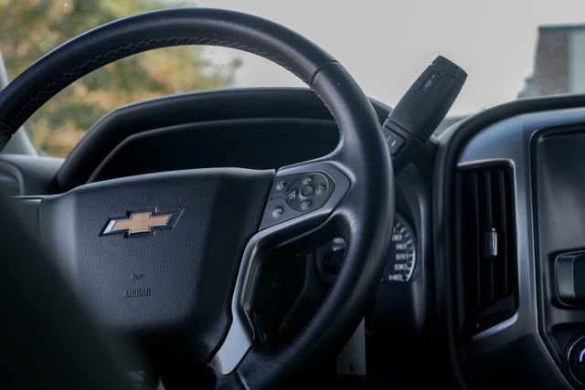 Used 2018 Chevrolet Silverado 1500 LT w/ All Star Edition AWD/4WD image 43