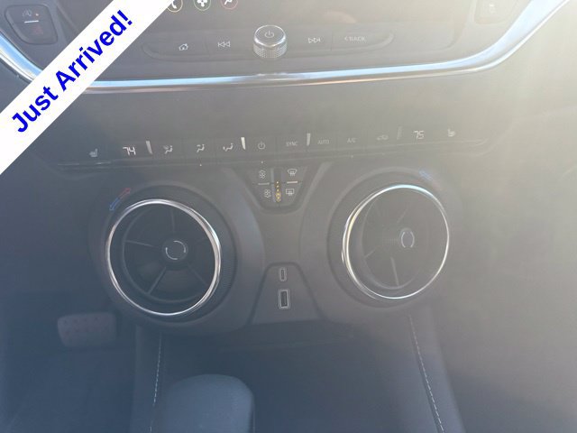 Used 2025 Chevrolet Blazer LT AWD/4WD image 14