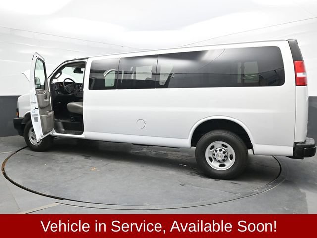 Used 2024 Chevrolet Express 3500 LS RWD image 42