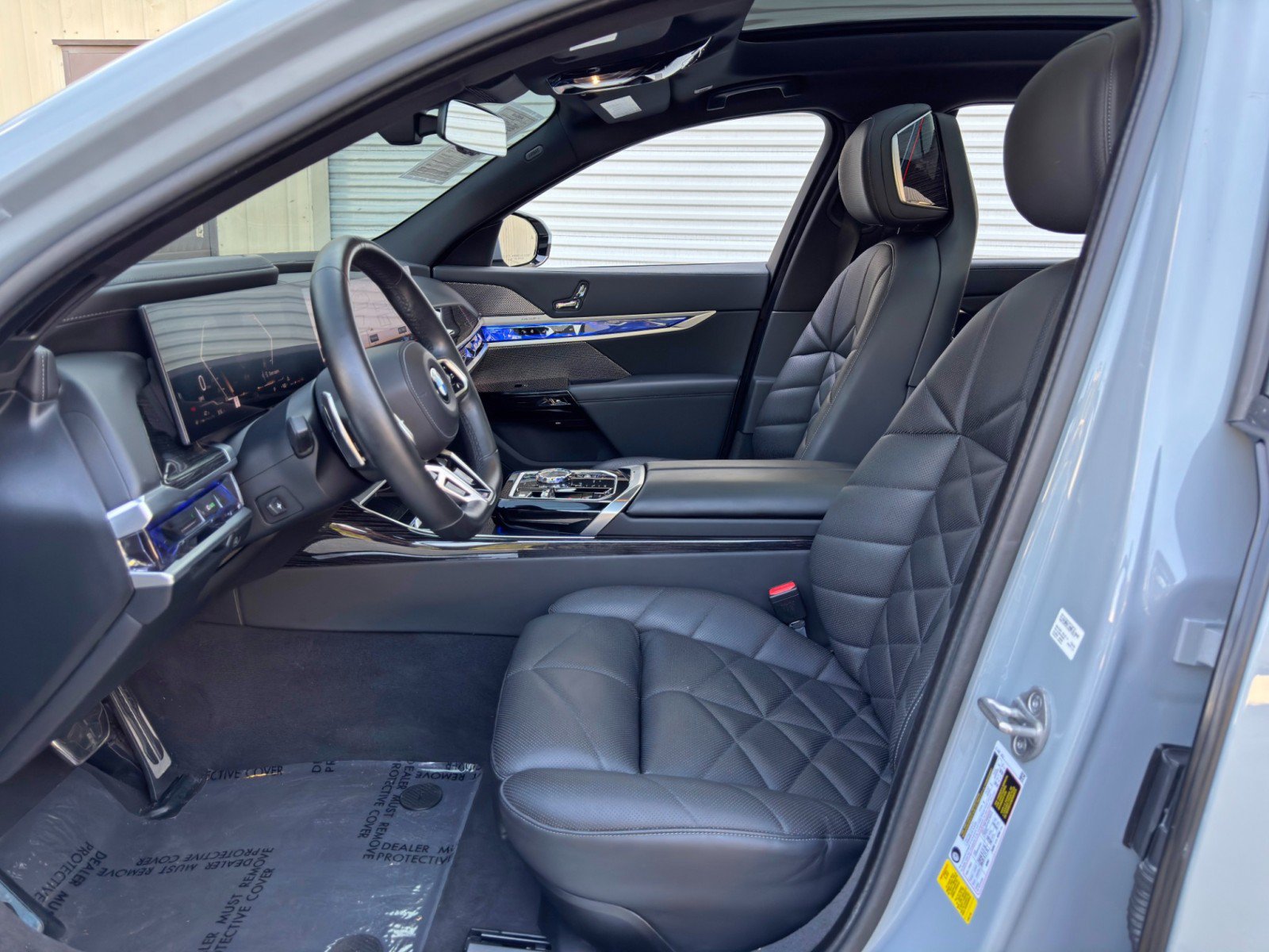 Used 2023 BMW 740i RWD image 17