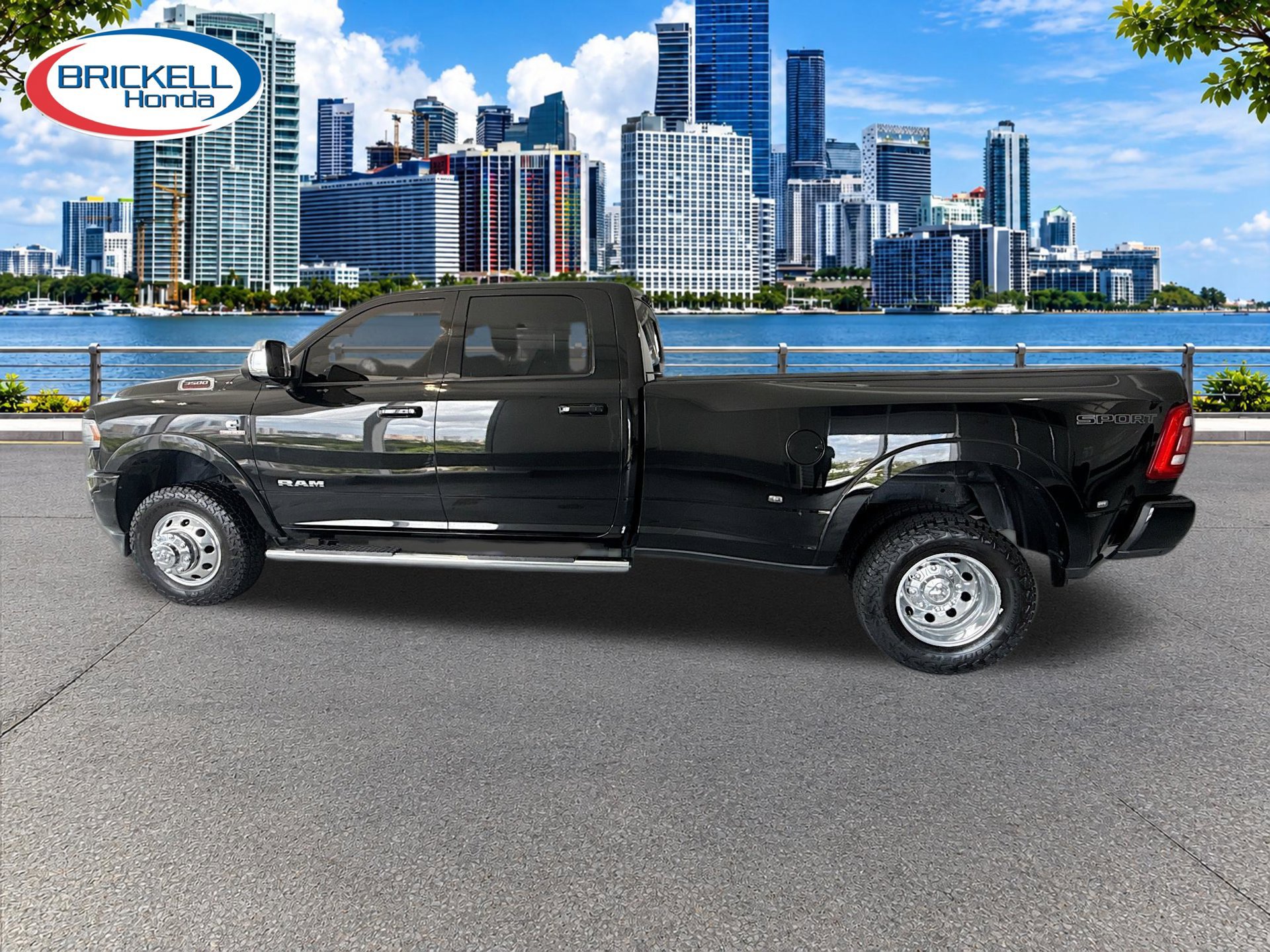 Used 2019 RAM 3500 Laramie AWD/4WD image 6