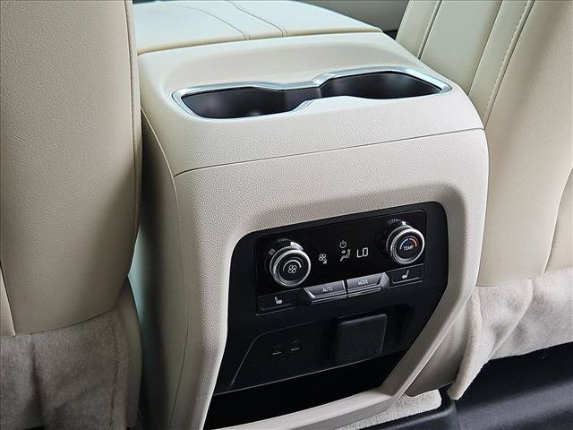 Certified 2025 Buick Enclave Avenir w/ Super Cruise Package AWD/4WD image 25