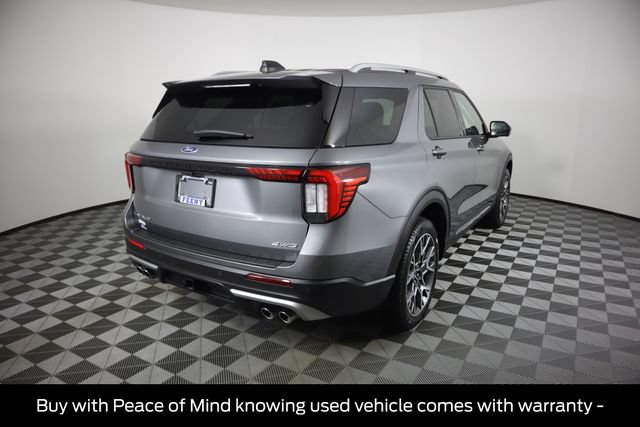 Certified 2025 Ford Explorer Platinum w/ Ultimate Package AWD/4WD image 4