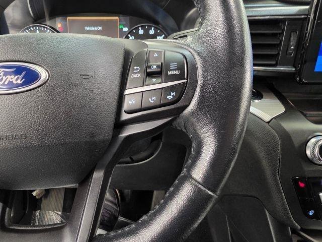Used 2020 Ford Explorer XLT w/ Equipment Group 202A AWD/4WD image 18
