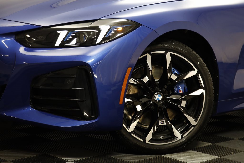 New 2025 BMW 430i xDrive Coupe w/ M Sport Package image 3