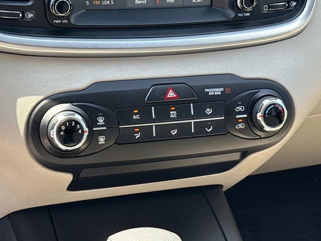 Used 2020 Kia Sorento LX FWD image 21