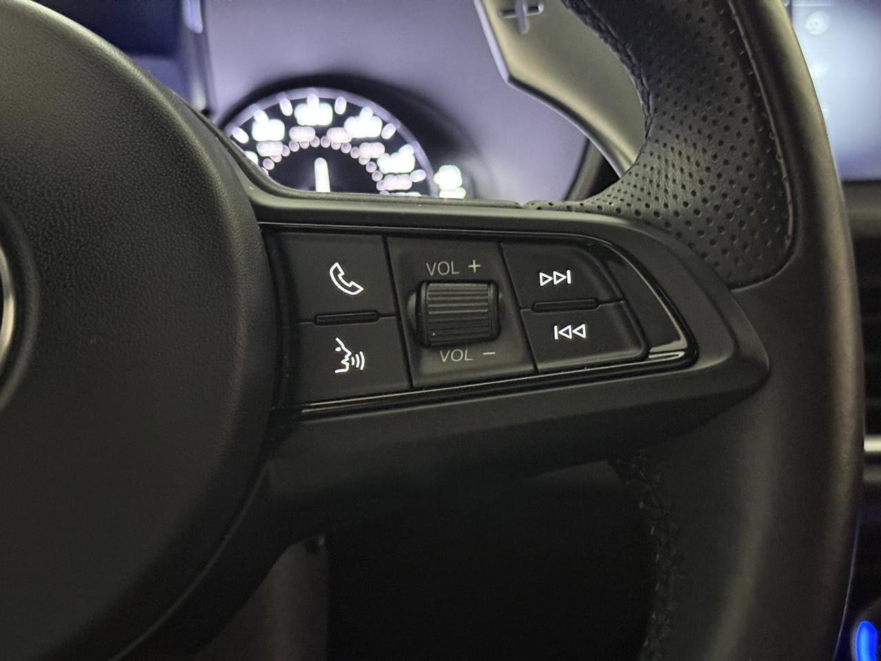 Used 2023 Alfa Romeo Stelvio Sprint AWD/4WD image 37