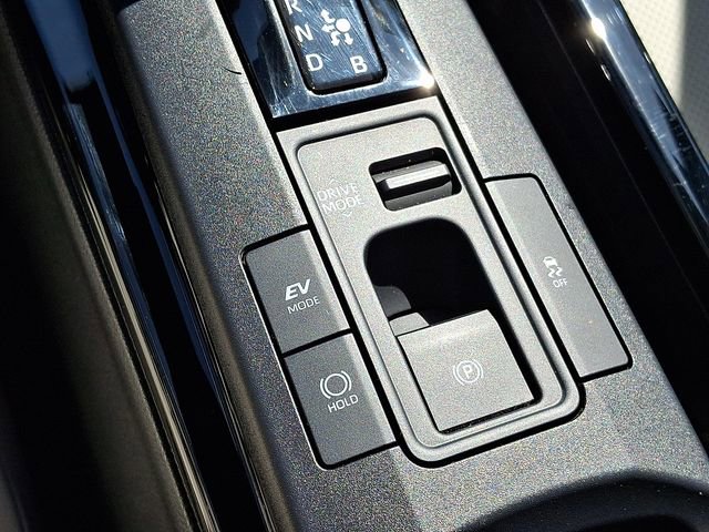 Used 2024 Toyota Prius XLE image 27