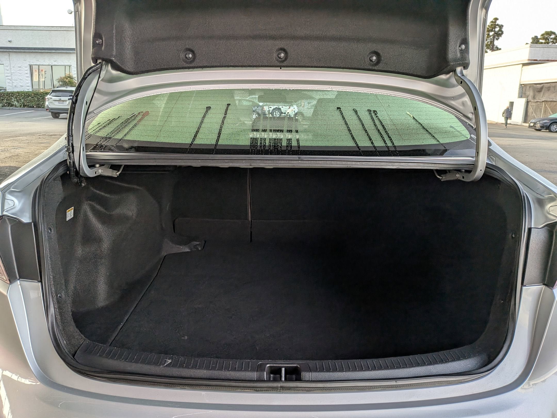 Certified 2022 Toyota Corolla LE FWD image 30