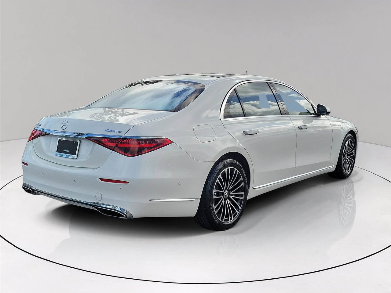 Certified 2022 Mercedes-Benz S 580 4MATIC Sedan image 6