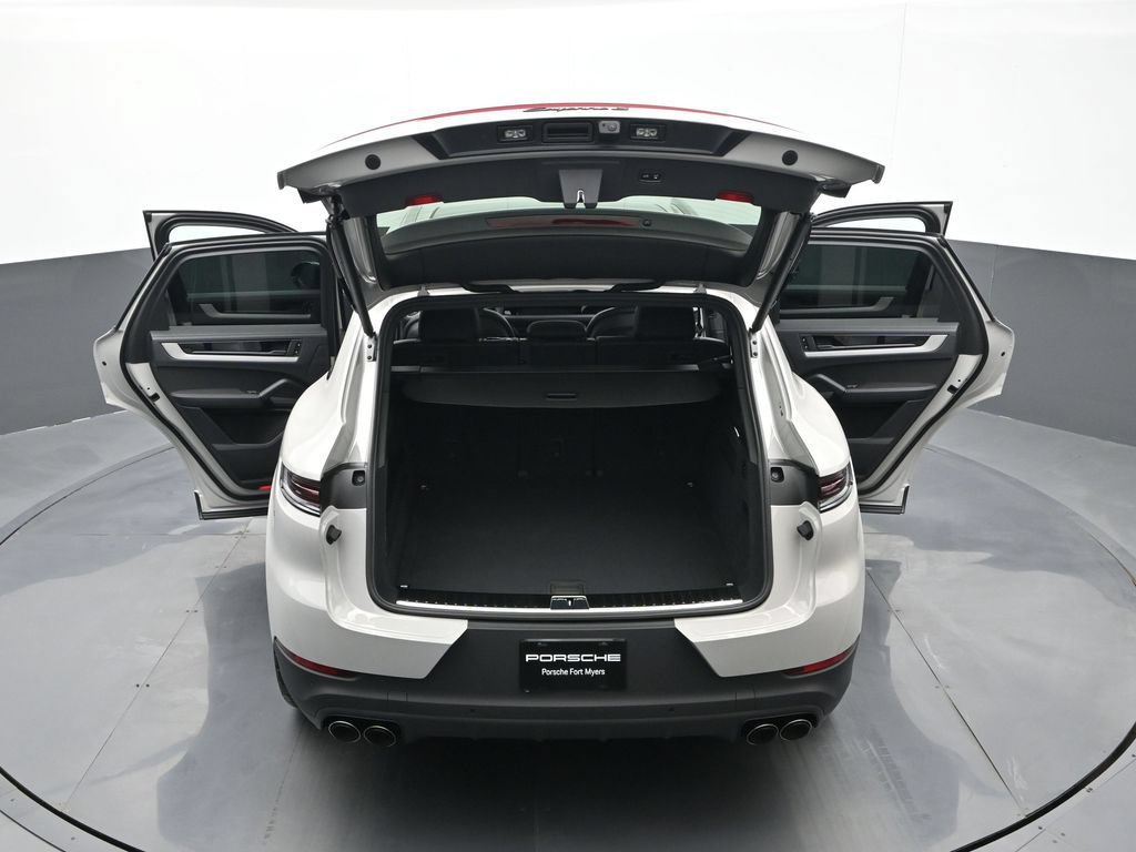 New 2026 Porsche Cayenne S AWD/4WD image 28
