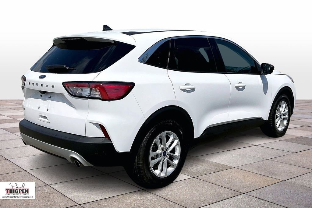 Certified 2022 Ford Escape SE image 12