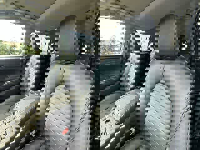 Used 2023 Toyota Highlander XLE image 16