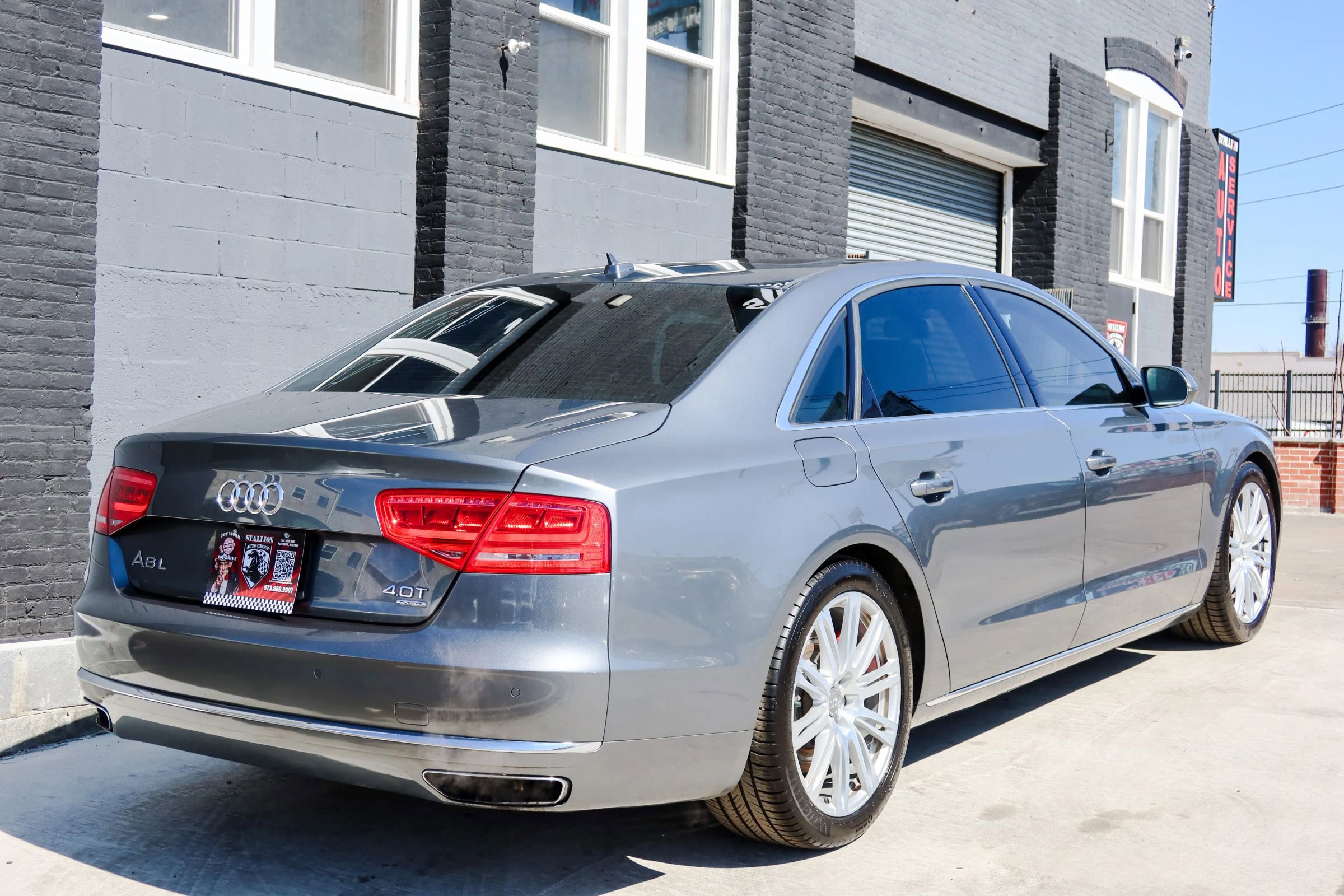 Used 2014 Audi A8 L 4.0T AWD/4WD image 4