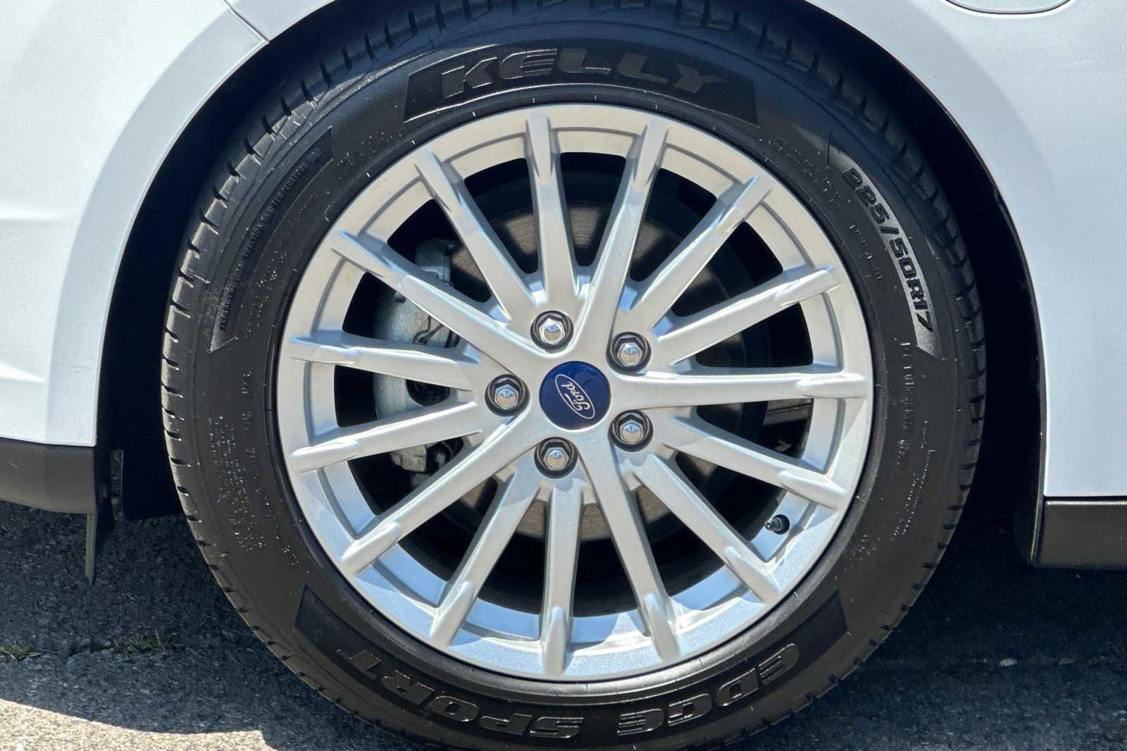 Used 2017 Ford Focus Electric Hatchback image 32