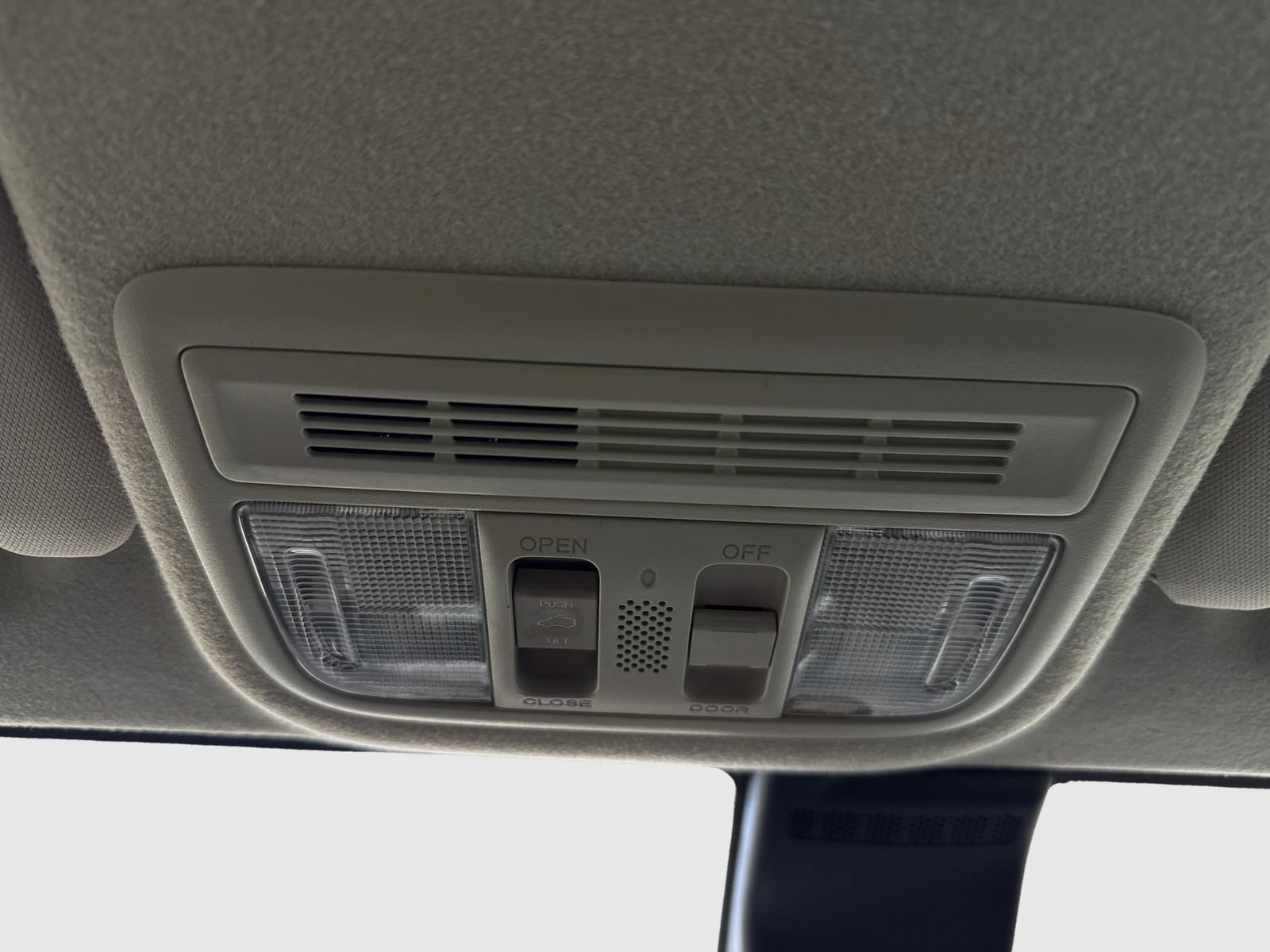 Used 2020 Honda Fit EX image 33