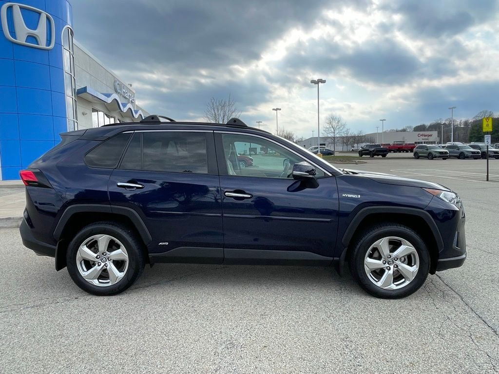 Used 2019 Toyota RAV4 Limited w/ Carpet Mat Package image 2