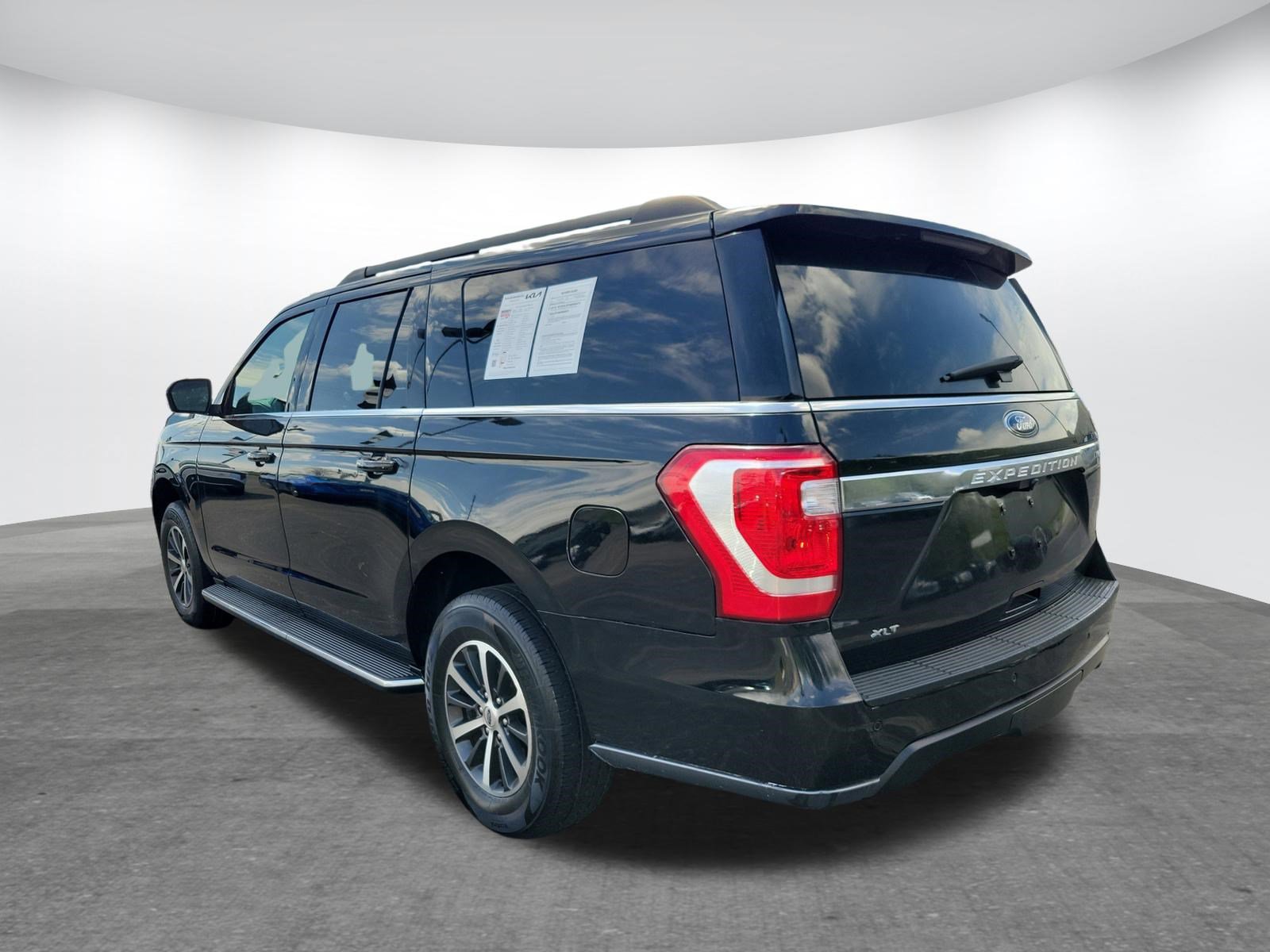 Used 2021 Ford Expedition Max XLT image 31