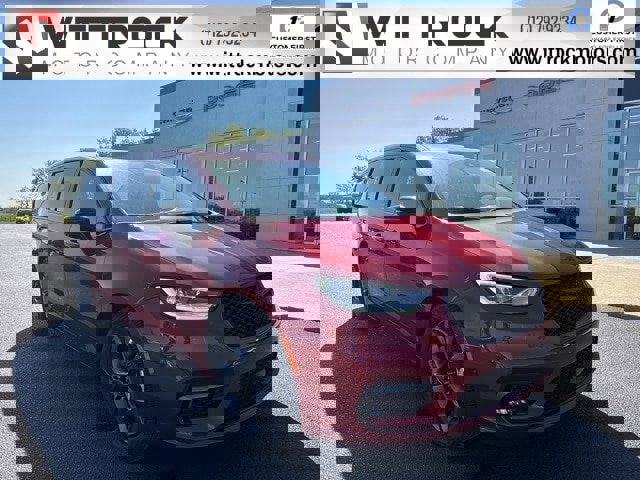 New 2026 Chrysler Pacifica Select image 1