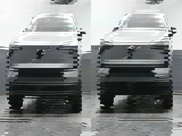 New 2025 Volvo EX30 Ultra w/ Climate Package image 32