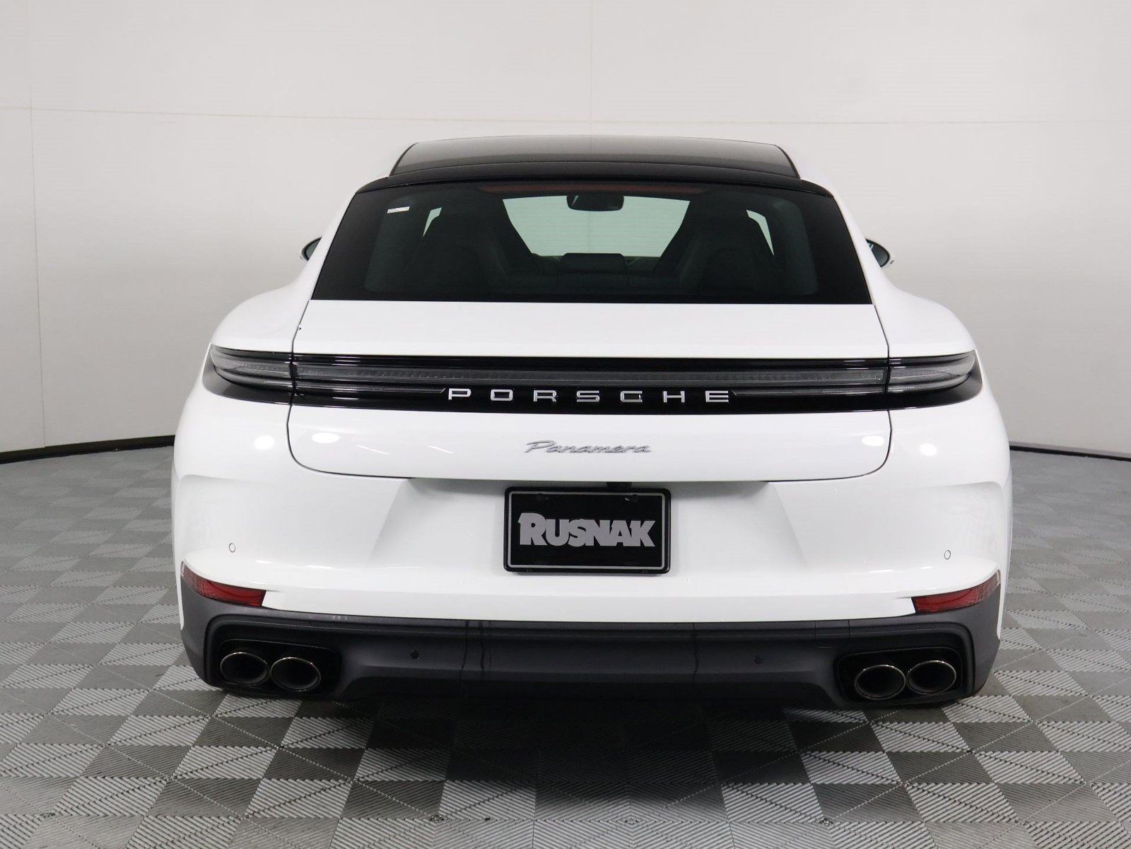 New 2026 Porsche Panamera RWD image 6