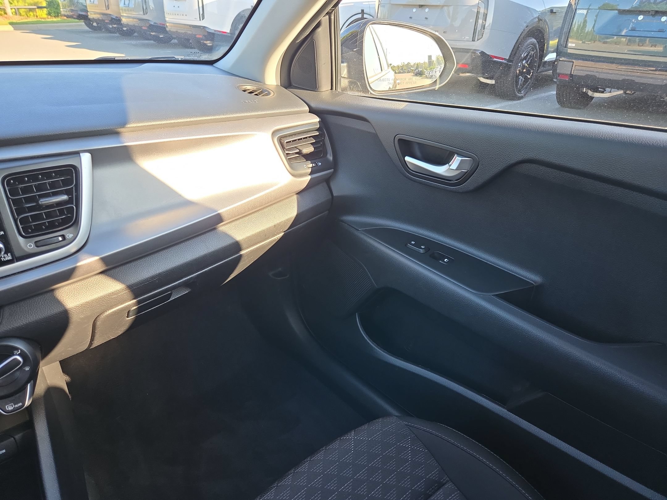 Used 2023 Kia Rio LX FWD image 11