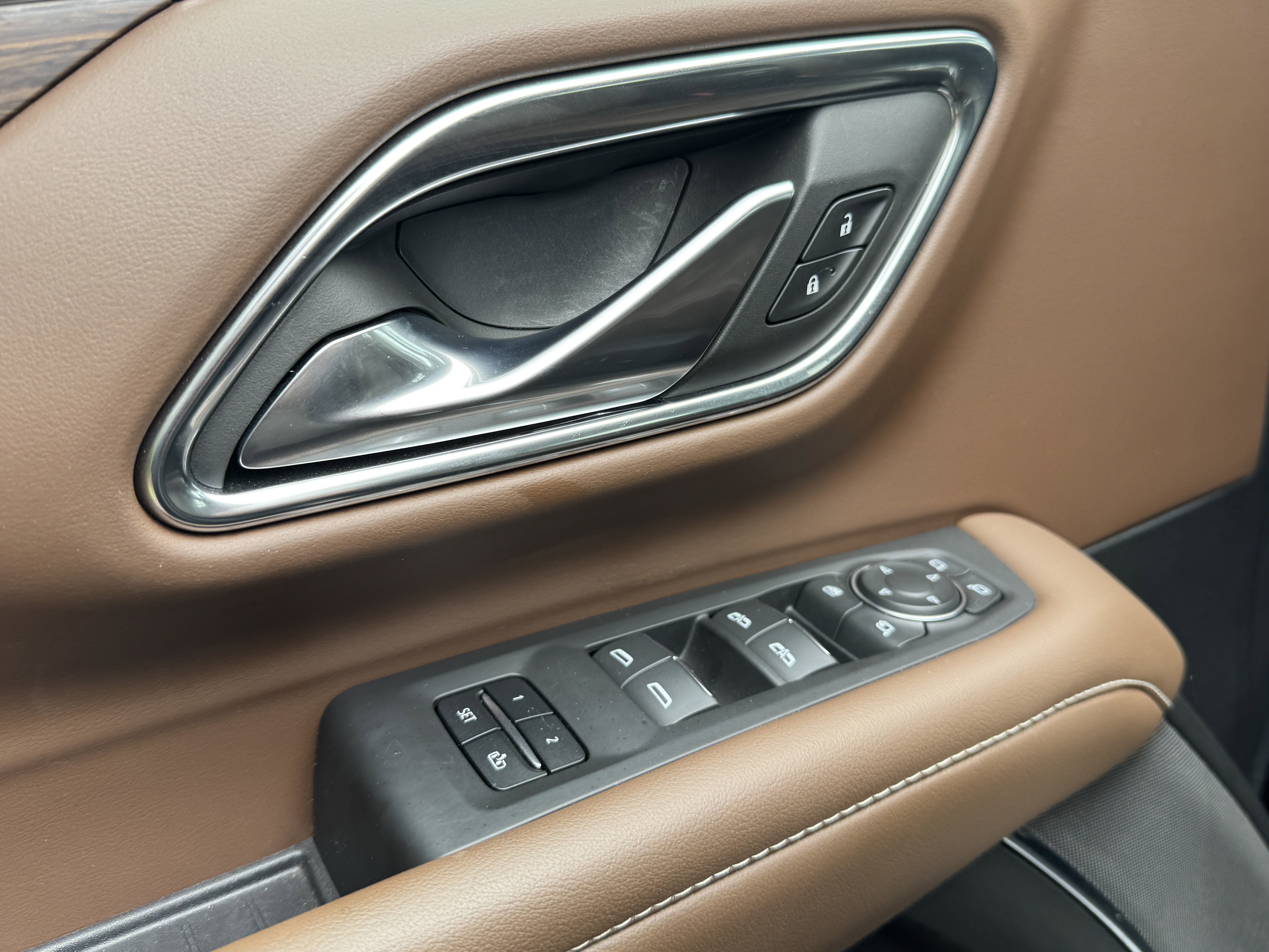 Used 2023 Chevrolet Tahoe High Country image 10