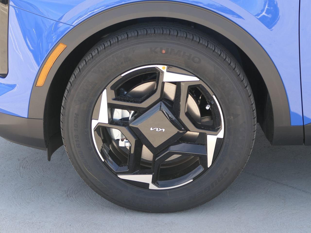 New 2026 Kia Sportage EX image 10