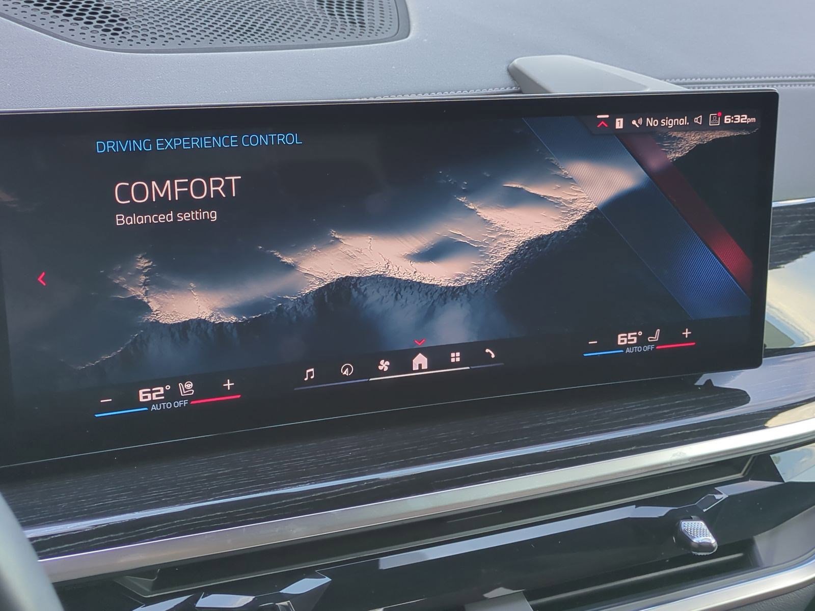 Used 2026 BMW X7 M60i image 24