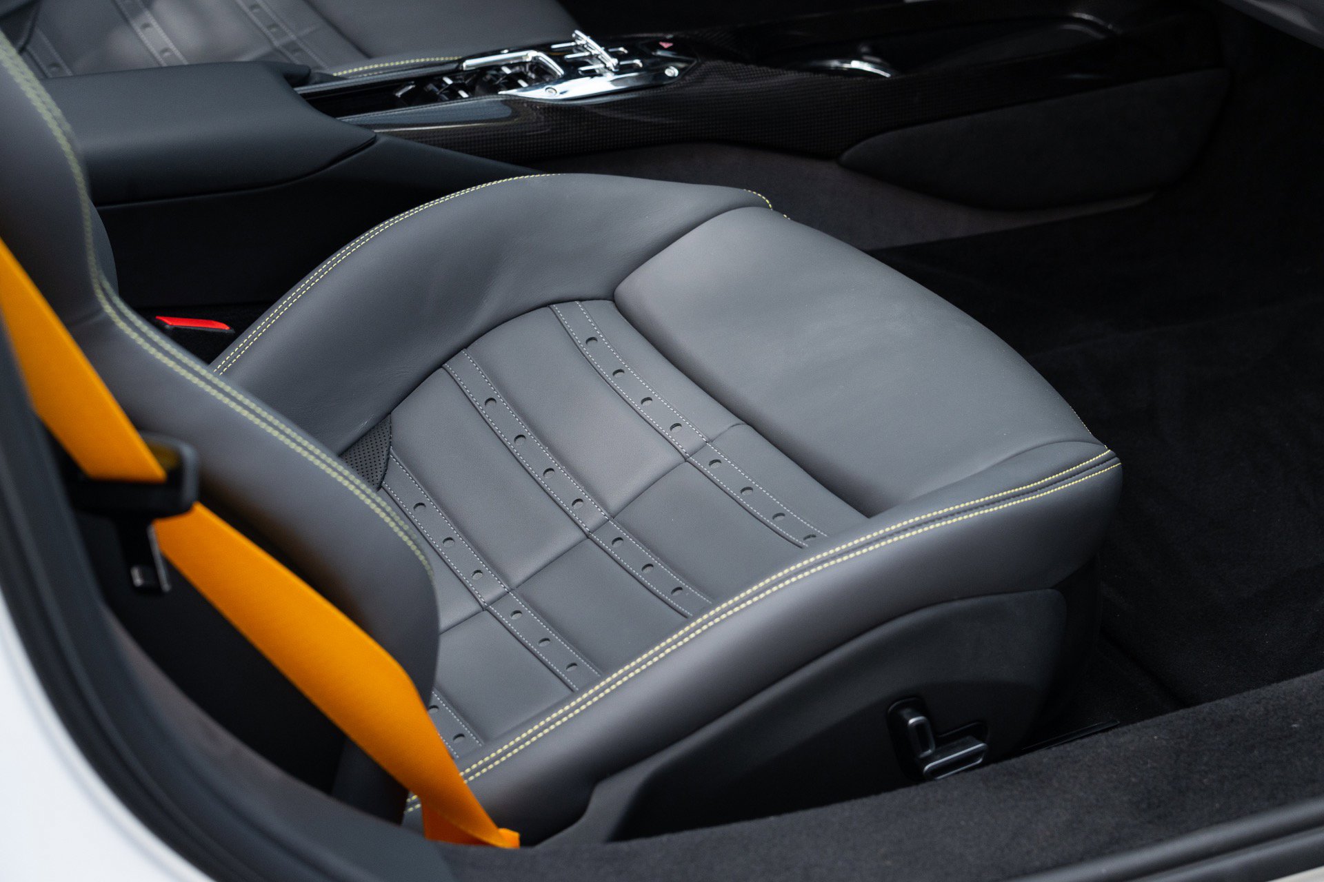 Used 2024 Ferrari 296 GTS RWD image 64