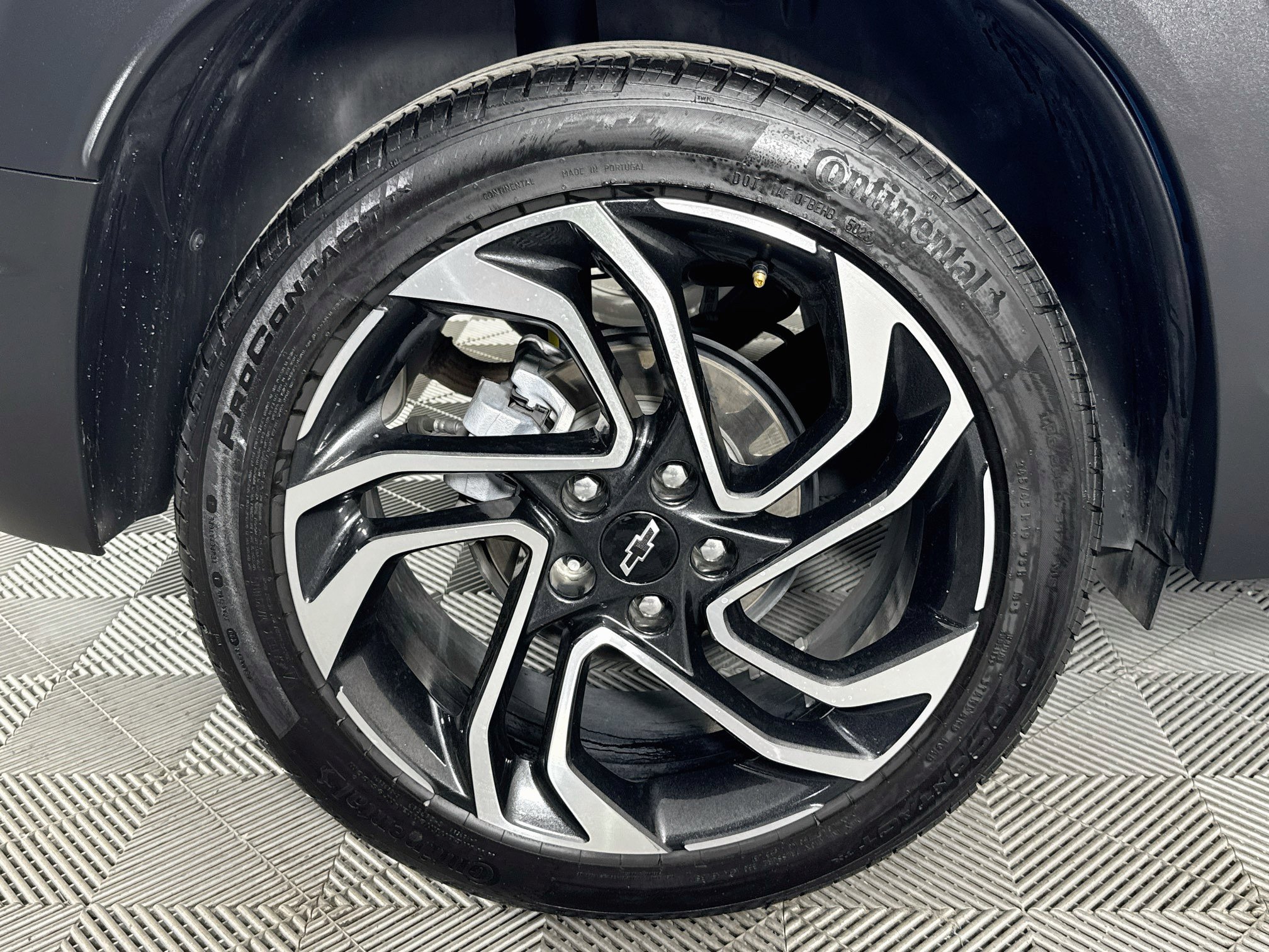Used 2025 Chevrolet TrailBlazer RS w/ Convenience Package FWD image 57