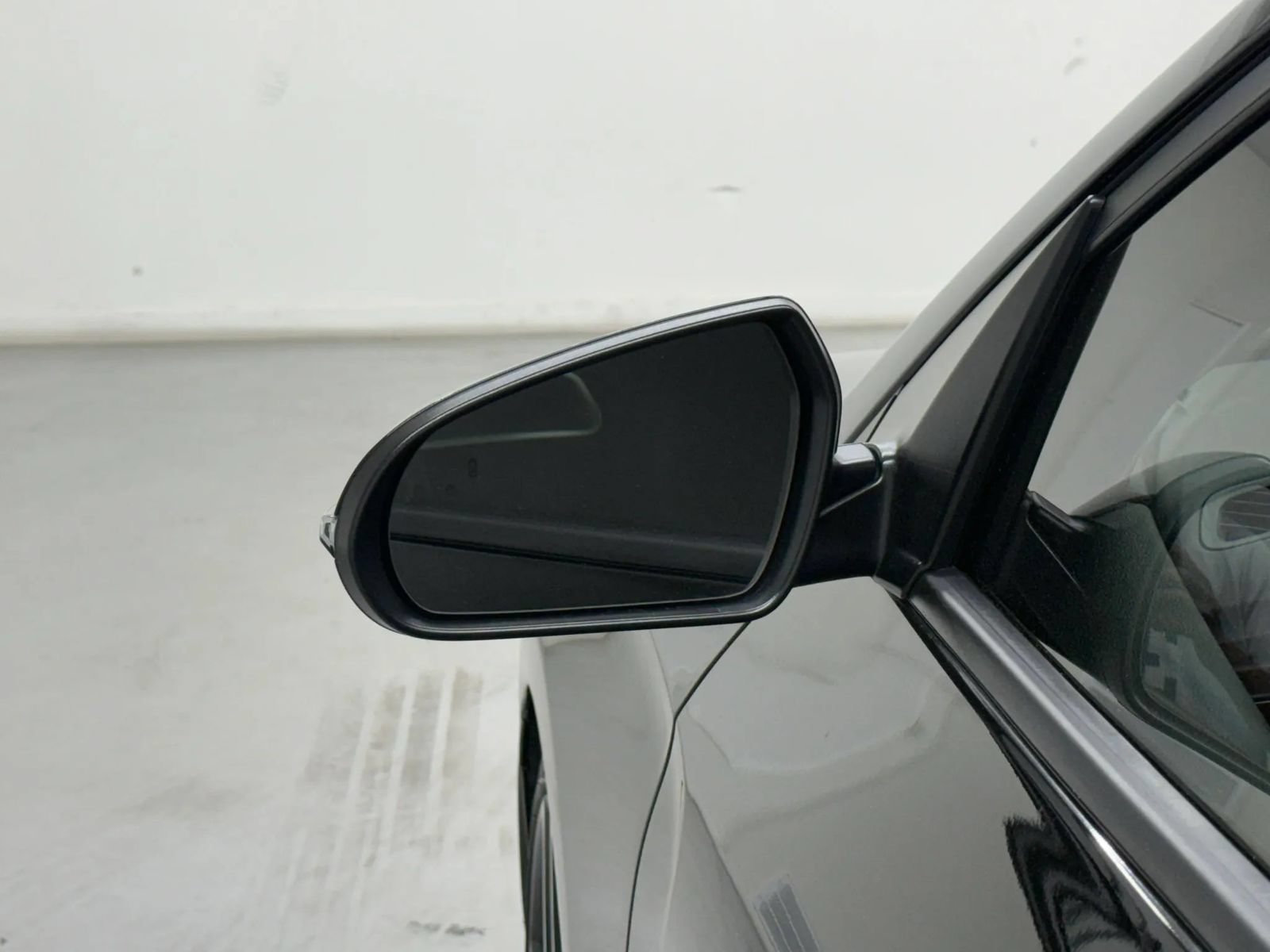 Used 2022 Hyundai Veloster N FWD image 28