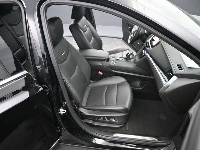 Certified 2025 Cadillac XT5 Premium Luxury image 19