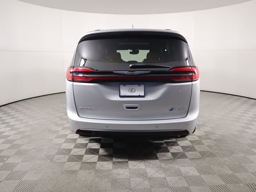 Used 2022 Chrysler Pacifica Pinnacle image 6