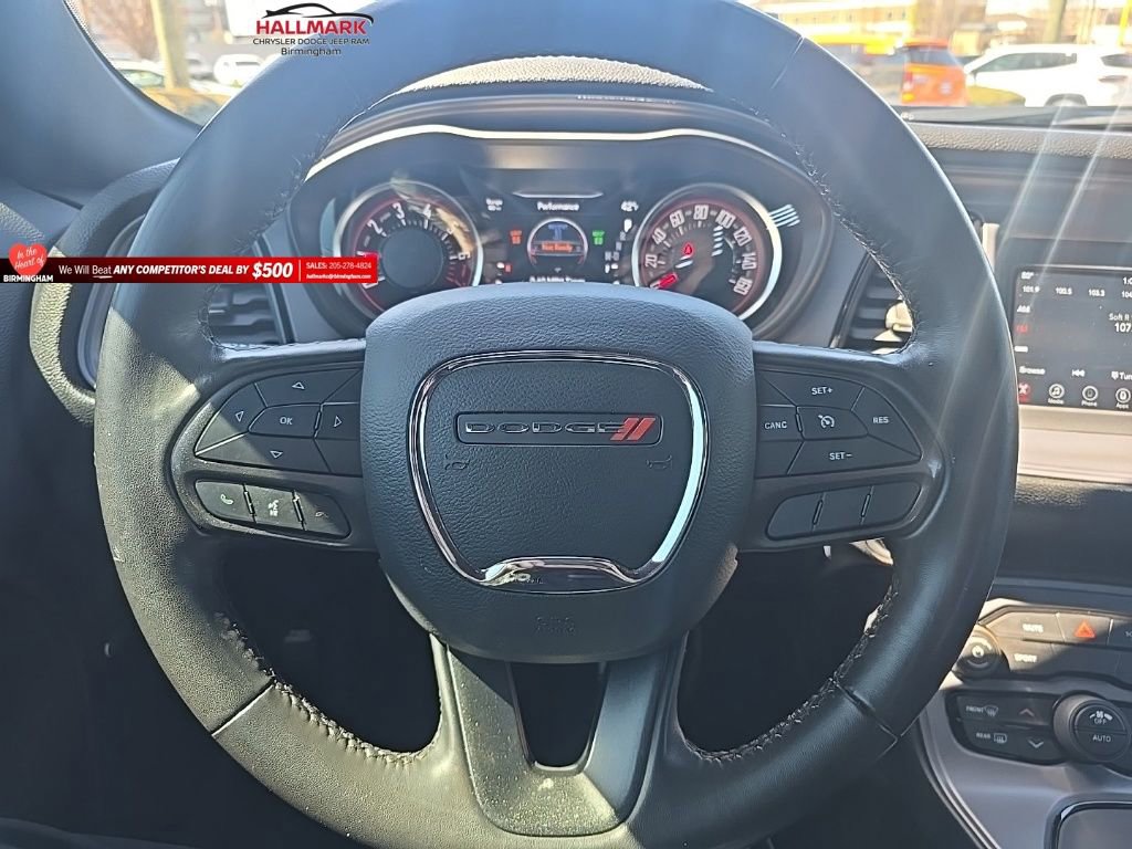 Used 2023 Dodge Challenger SXT image 13