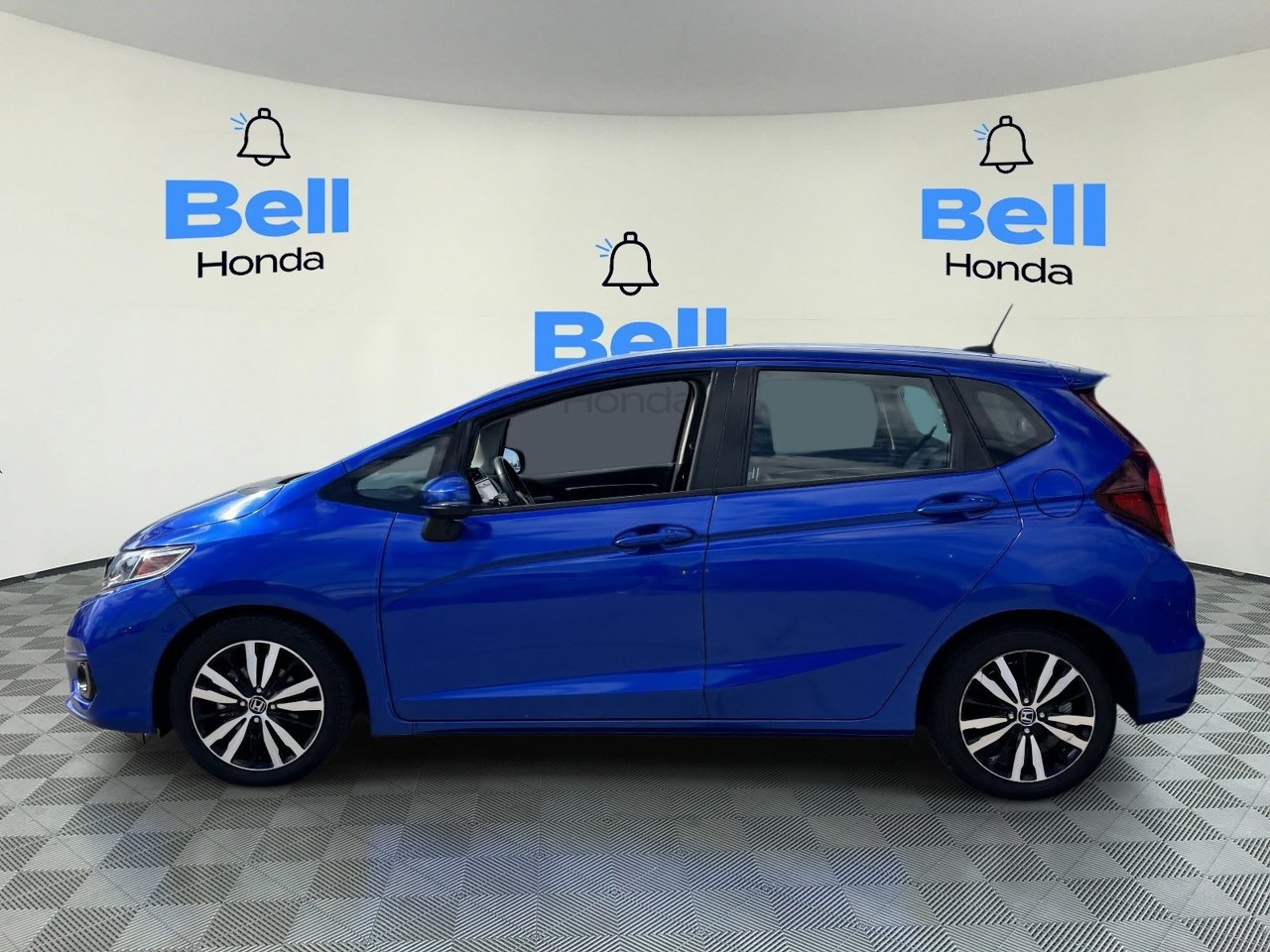 Used 2018 Honda Fit EX-L image 2