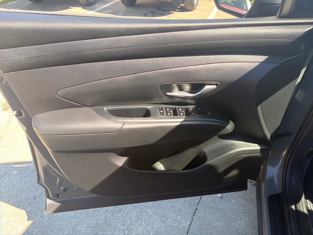 Used 2026 Hyundai Tucson SEL FWD image 12