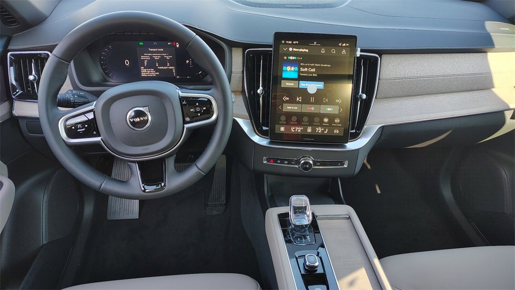 New 2026 Volvo XC90 B6 Plus image 12