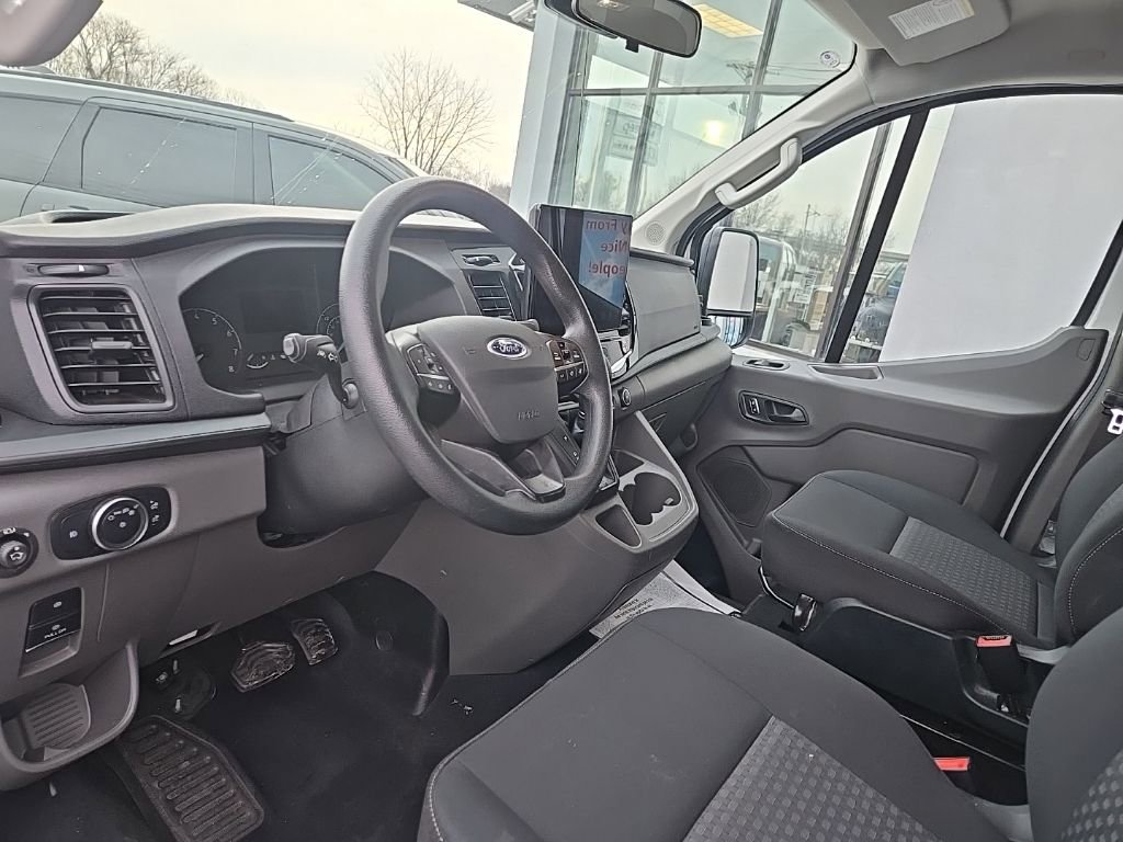 Used 2023 Ford Transit 350 XLT image 34