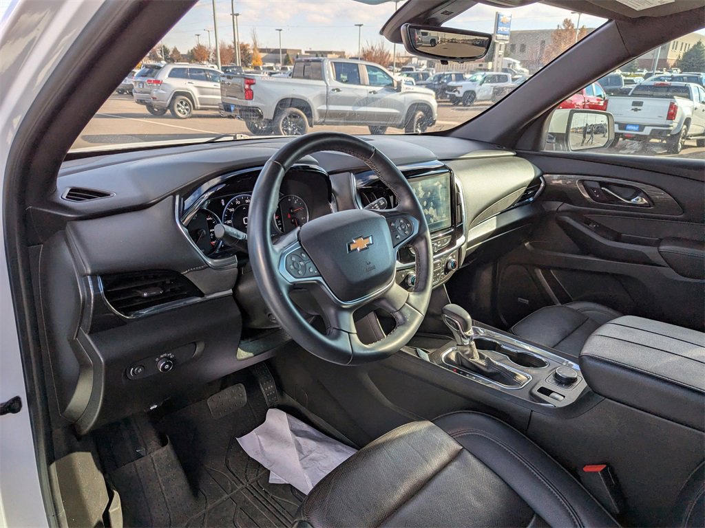 Used 2023 Chevrolet Traverse High Country w/ LPO, 'HIT The Road' Package image 13