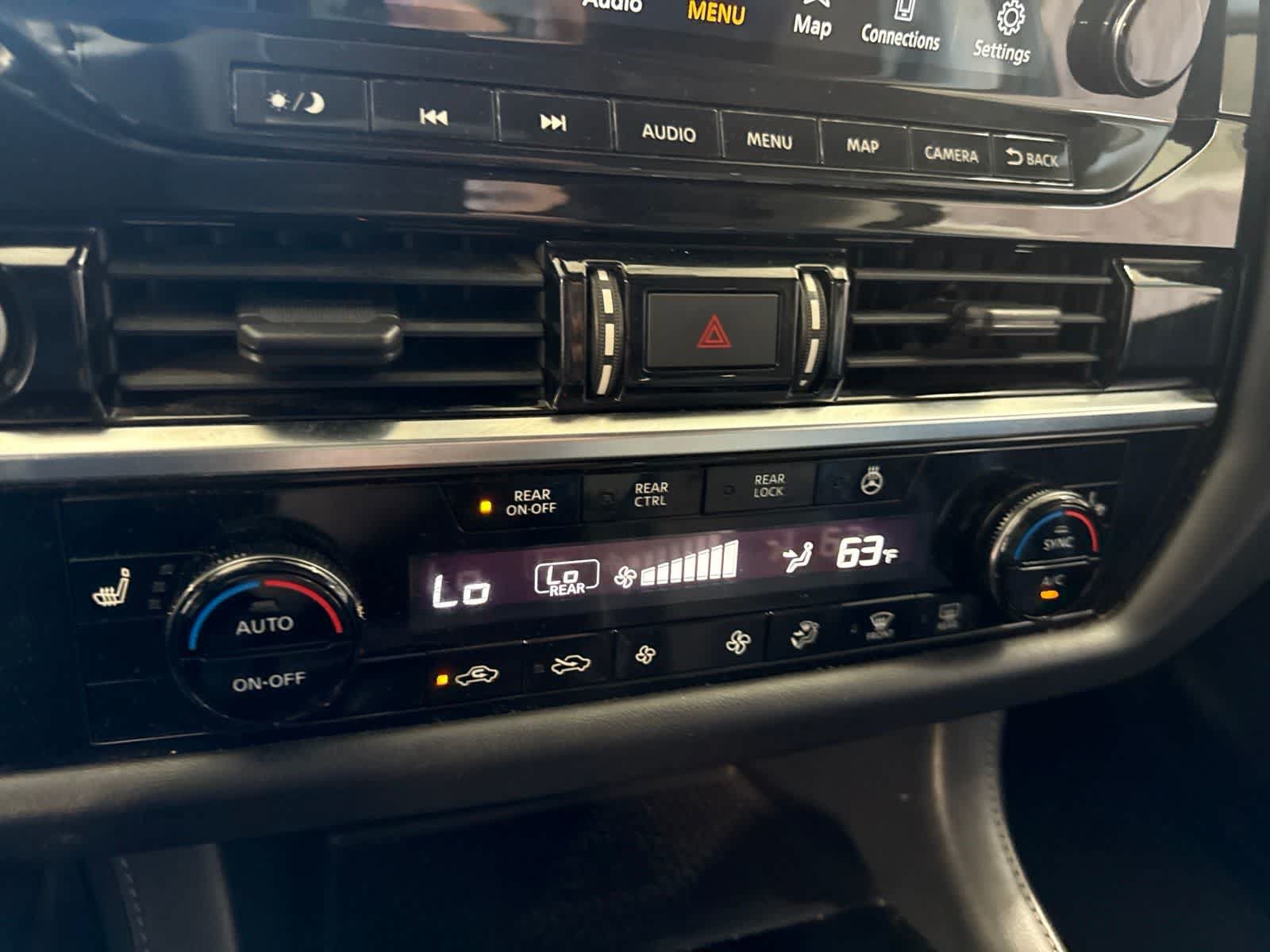 Used 2022 Nissan Pathfinder SL w/ SL Premium Package FWD image 27