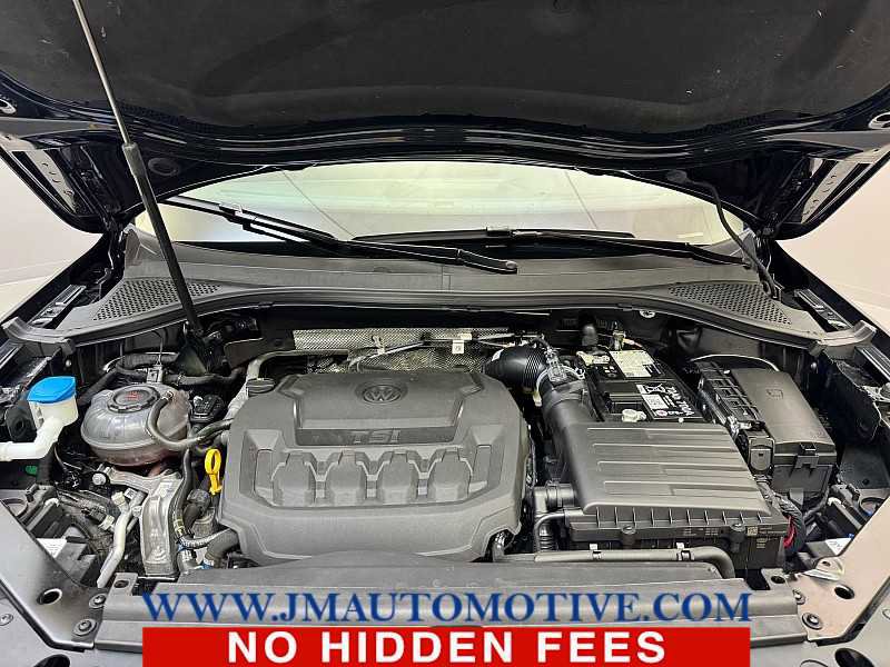 Used 2024 Volkswagen Tiguan SE image 10